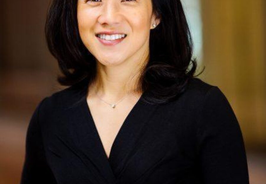 Angela Duckworth Headshot